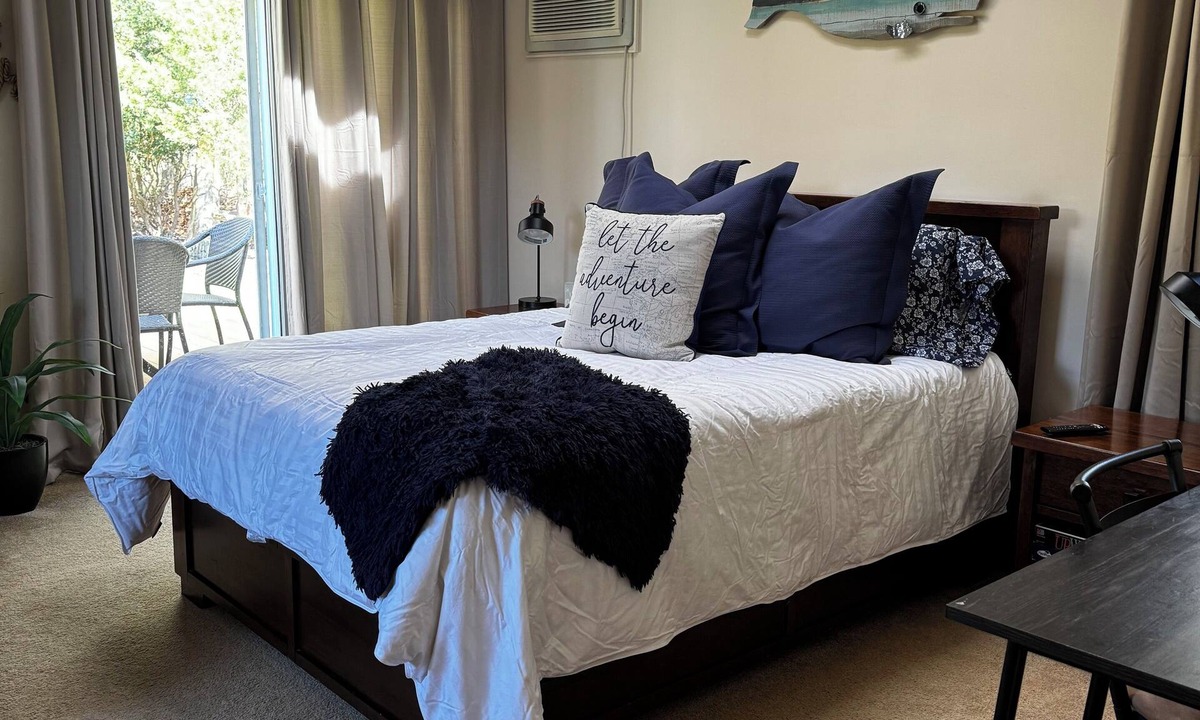 Laurel House | Quaint little space on the NoFo