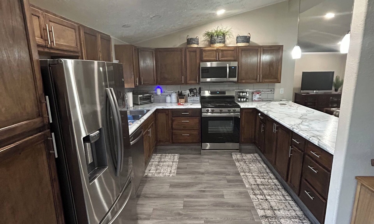 Casper House | Quaint Single Story with a View