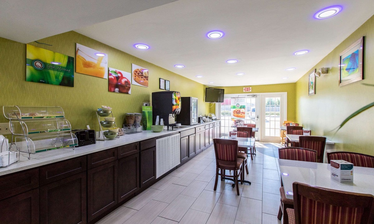 Albertville Hotel | Quality Inn Albertville US 431