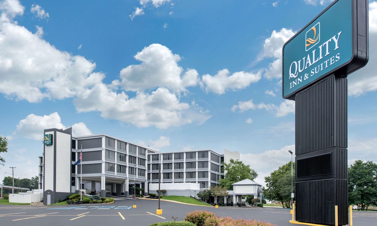 Richmond Hotel | Quality Inn and Conference Center
