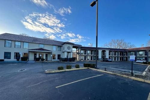 Ashland Hotel | Quality Inn Ashland
