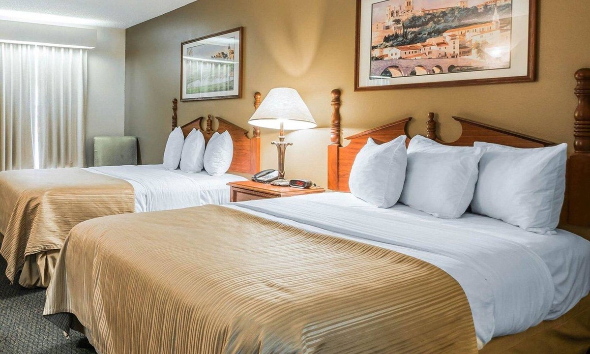 Bainbridge Hotel | Quality Inn Bainbridge