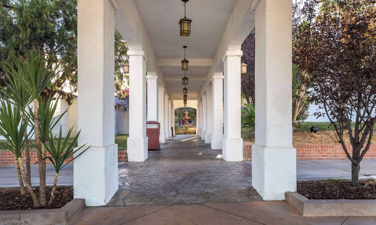 Barstow Hotel | Quality Inn Barstow Route 66