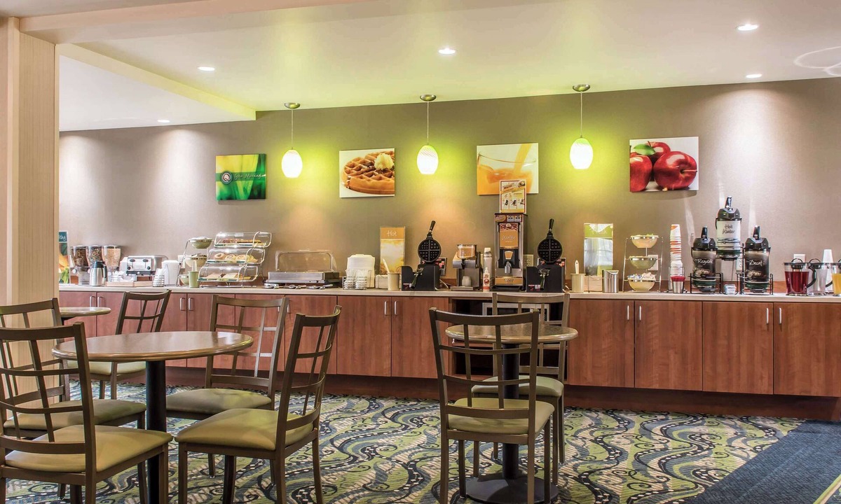 Bedford Hotel | Quality Inn Bedford
