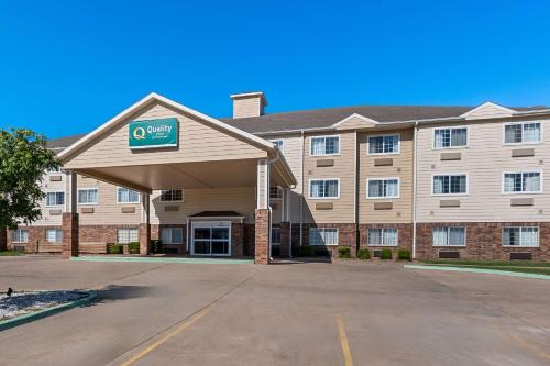 Blackwell Hotel | Quality Inn Blackwell I-35