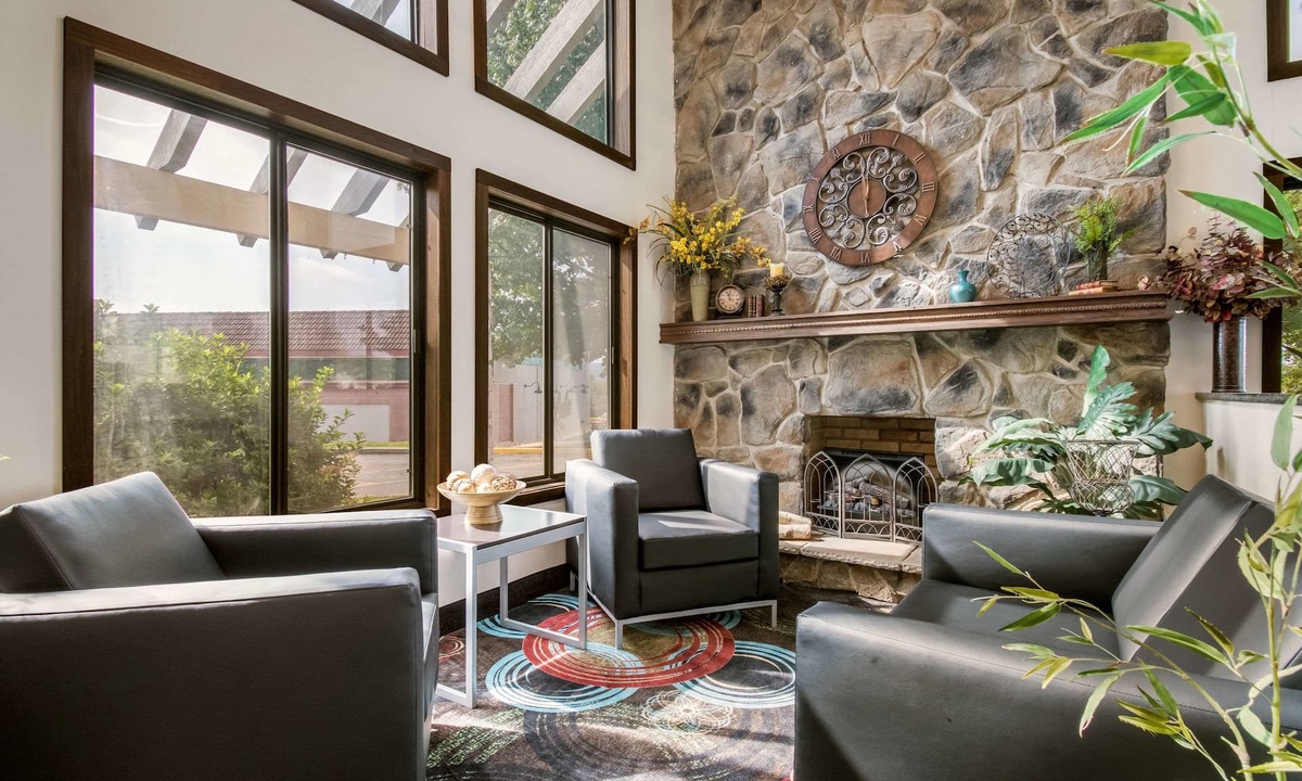 Bloomsburg Hotel | Quality Inn Bloomsburg
