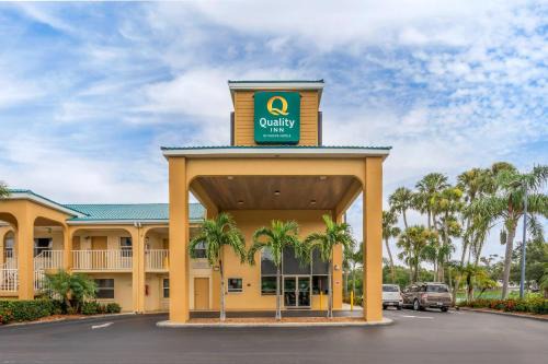 Bradenton Hotel | Quality Inn Bradenton North I-75
