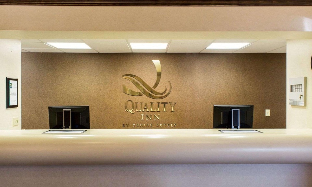 Brandon Hotel | Quality Inn Brandon - Sioux Falls