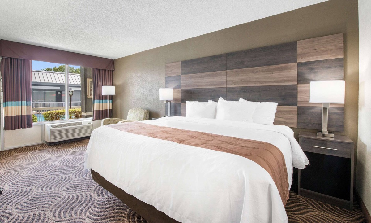 Concord Hotel | Quality Inn Concord Kannapolis