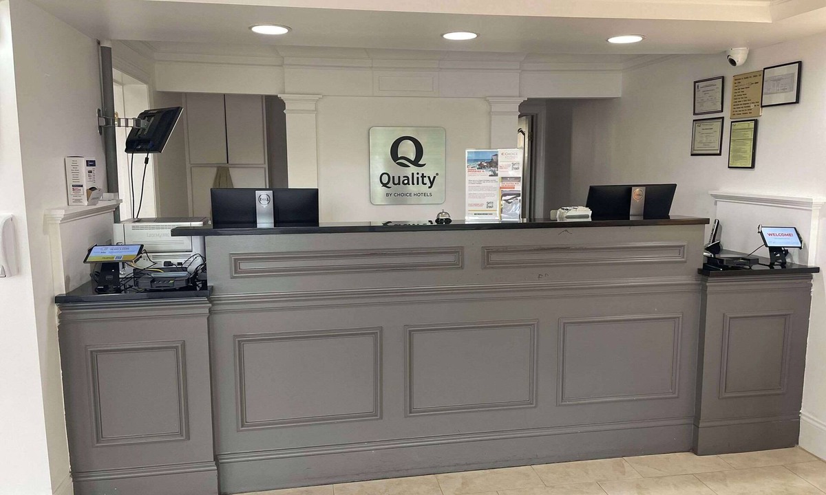 Dalton Hotel | Quality Inn Dalton Central