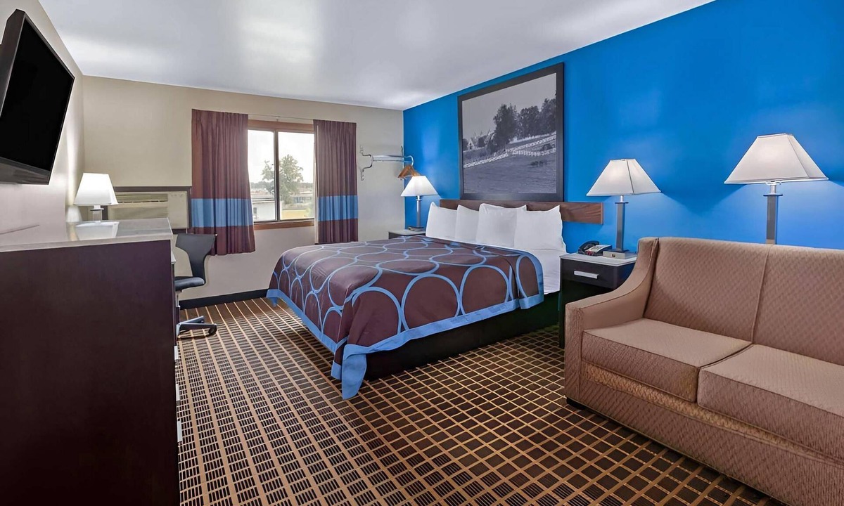 Elkhart Hotel | Quality Inn Elkhart