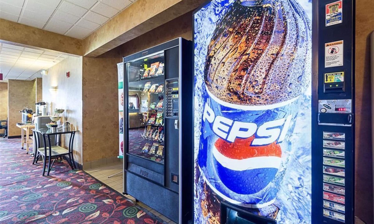 Fairmont Hotel | Quality Inn Fairmont