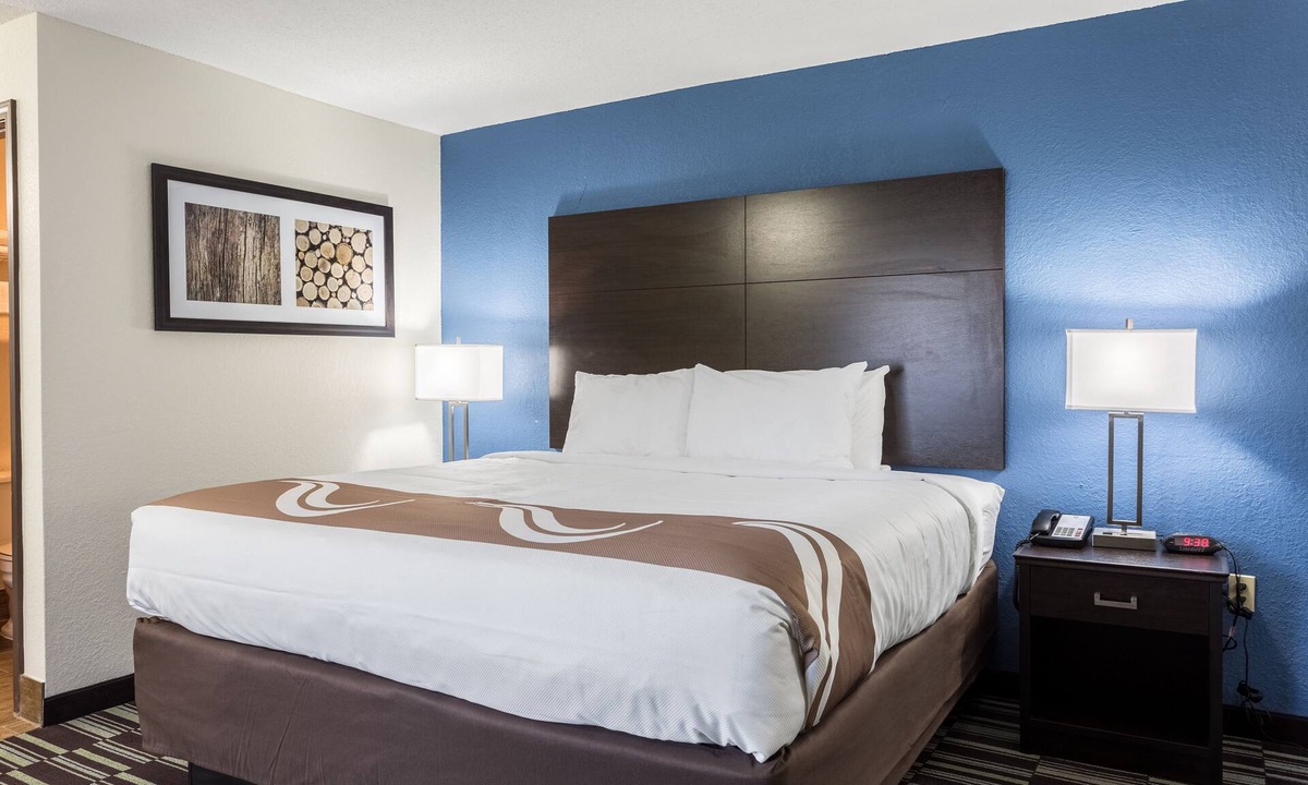 Farmington Hotel | Quality Inn Farmington
