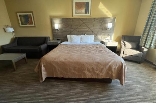 Forsyth Hotel | Quality Inn Forsyth Decatur