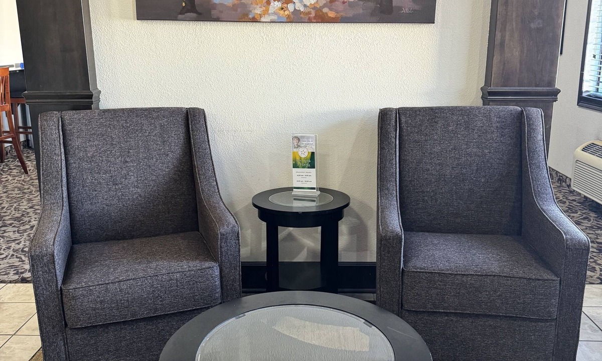 Forsyth Hotel | Quality Inn Forsyth - Decatur