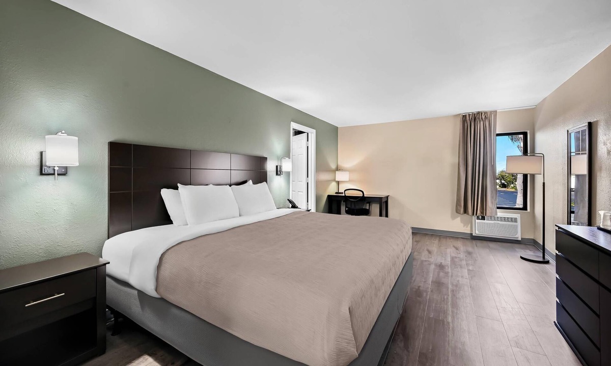 Fort Myers Hotel | Quality Inn Fort Myers Cape Coral