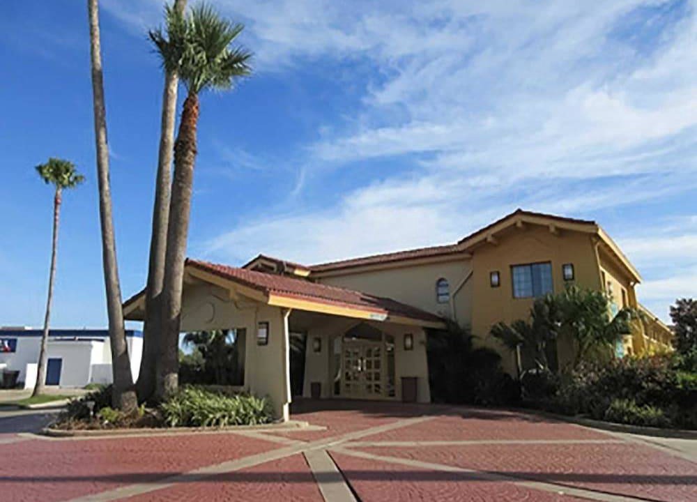 Harlingen Hotel | Quality Inn Harlingen