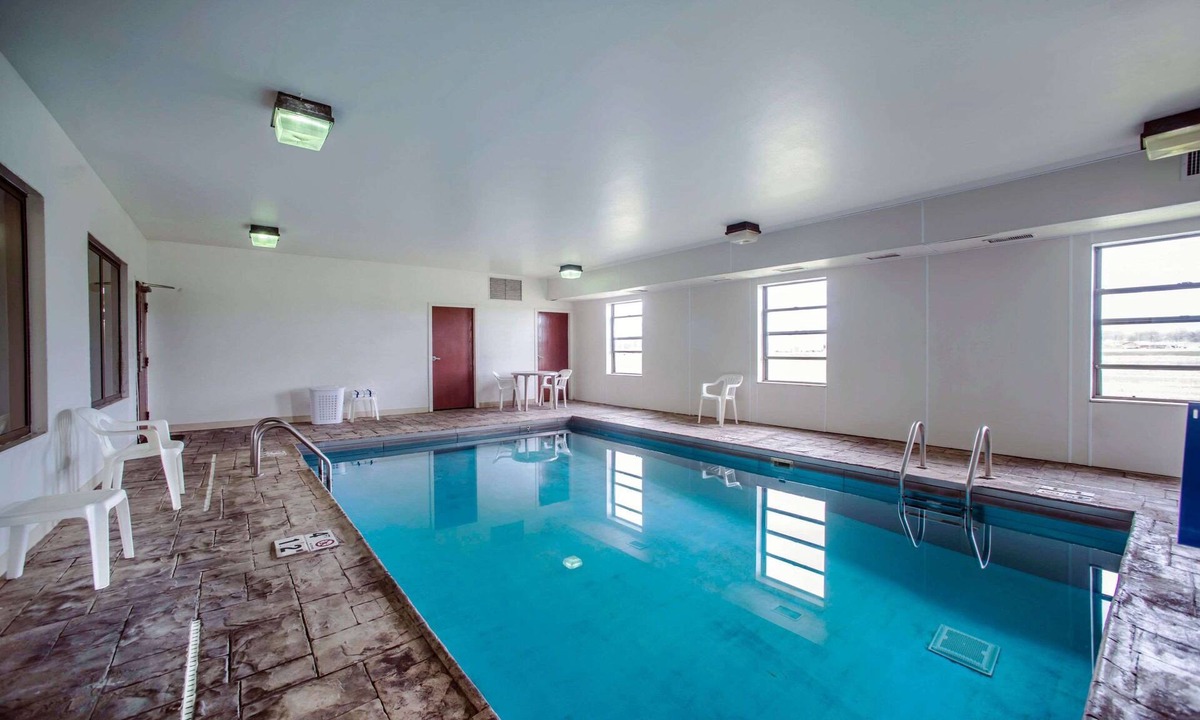Harrisburg Hotel | Quality Inn Harrisburg