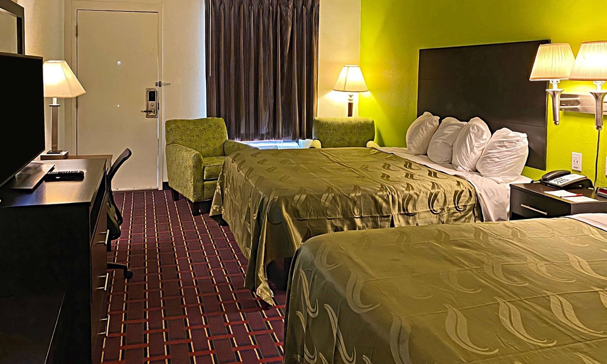 Henderson Hotel | Quality Inn Henderson I-85