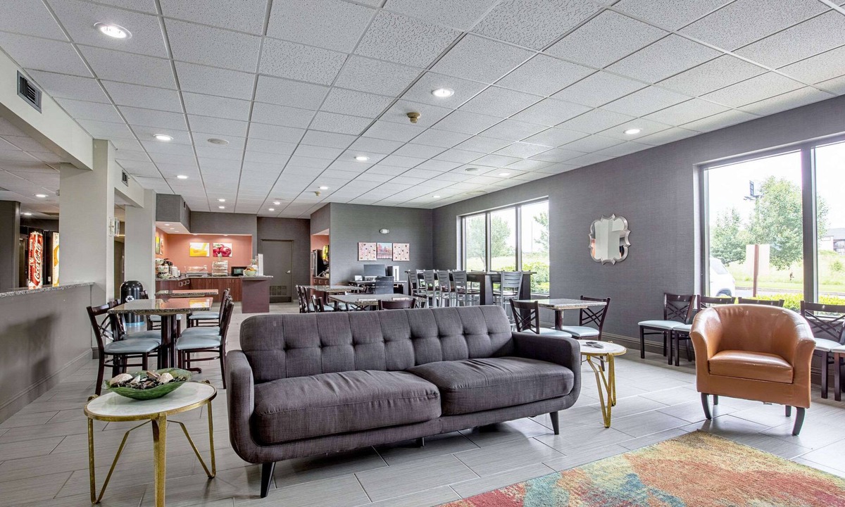 Holly Springs Hotel | Quality Inn Holly Springs South