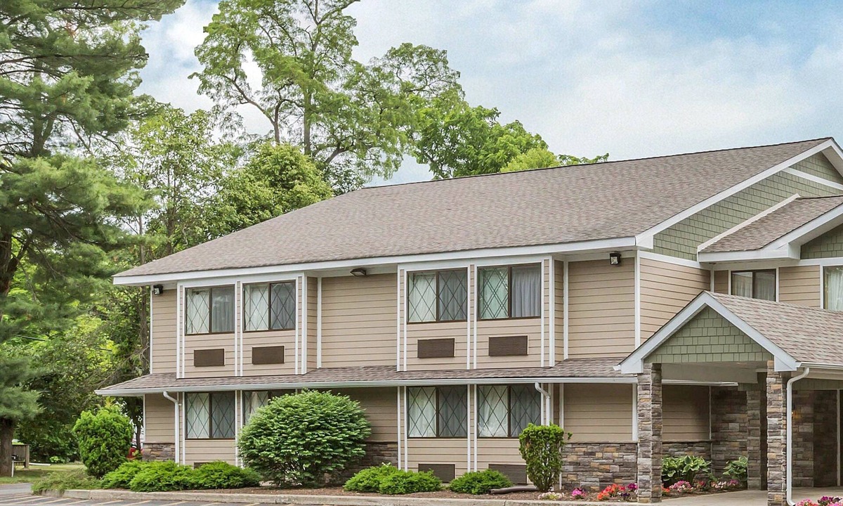 Hyde Park Hotel | Quality Inn Hyde Park Poughkeepsie North
