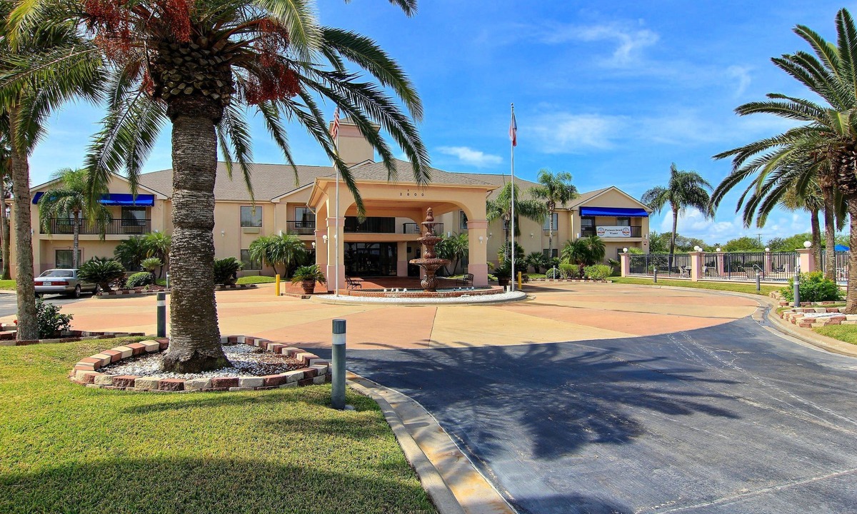 Ingleside Hotel | Quality Inn Ingleside - Corpus Christi