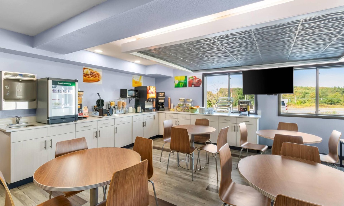 Johnstown Hotel | Quality Inn Johnstown