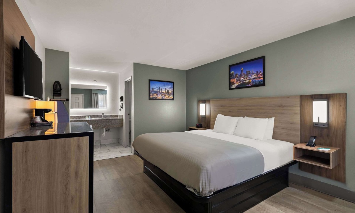 Monroe Hotel | Quality Inn Monroe