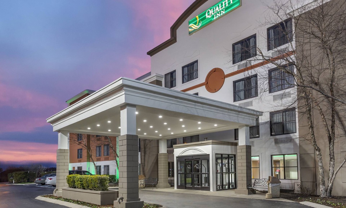 Murfreesboro Hotel | Quality Inn Murfreesboro - University Area