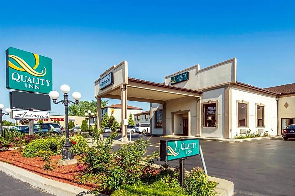 Niagara Falls Hotel | Quality Inn Niagara Falls