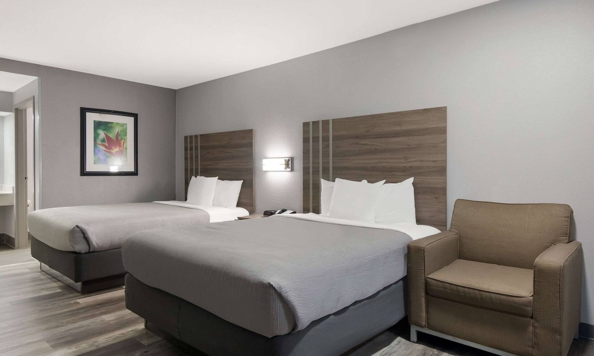 Bossier City Hotel | Quality Inn near Casinos and Convention Center