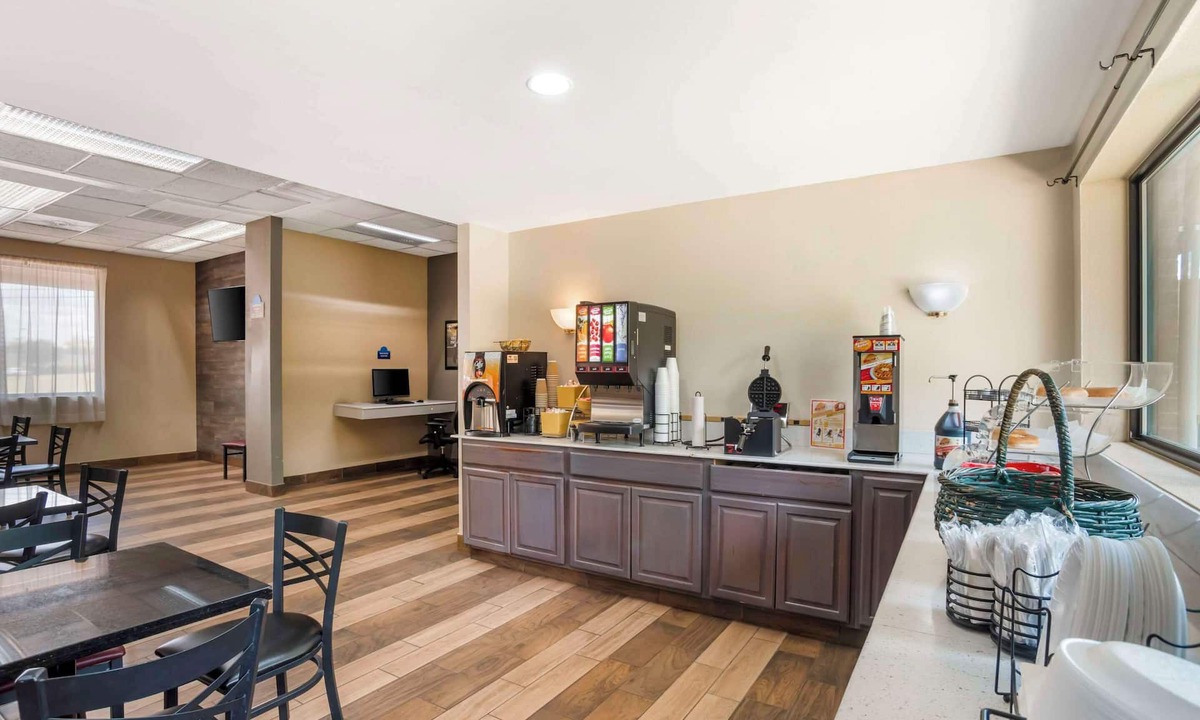 Wilkesboro Hotel | Quality Inn near Speedway