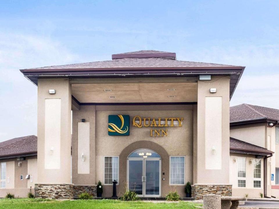Oacoma Hotel | Quality Inn Oacoma - Chamberlain