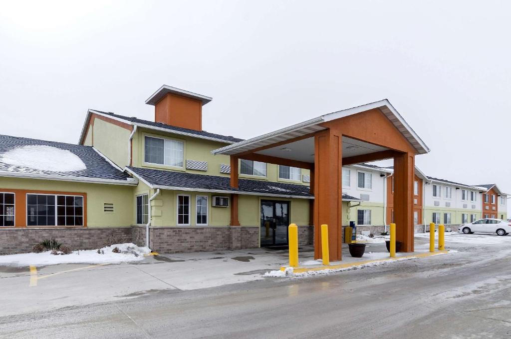 Osceola Hotel | Quality Inn Osceola