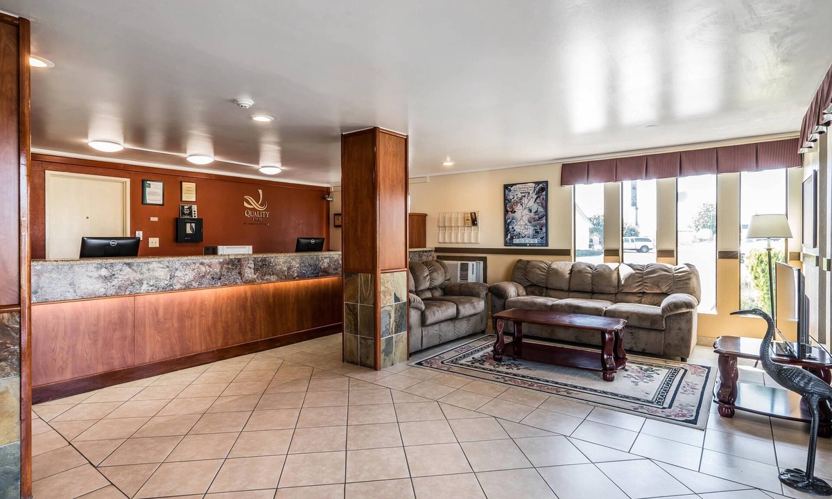 Othello Hotel | Quality Inn Othello