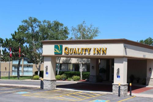 Owen Sound Hotel | Quality Inn Owen Sound