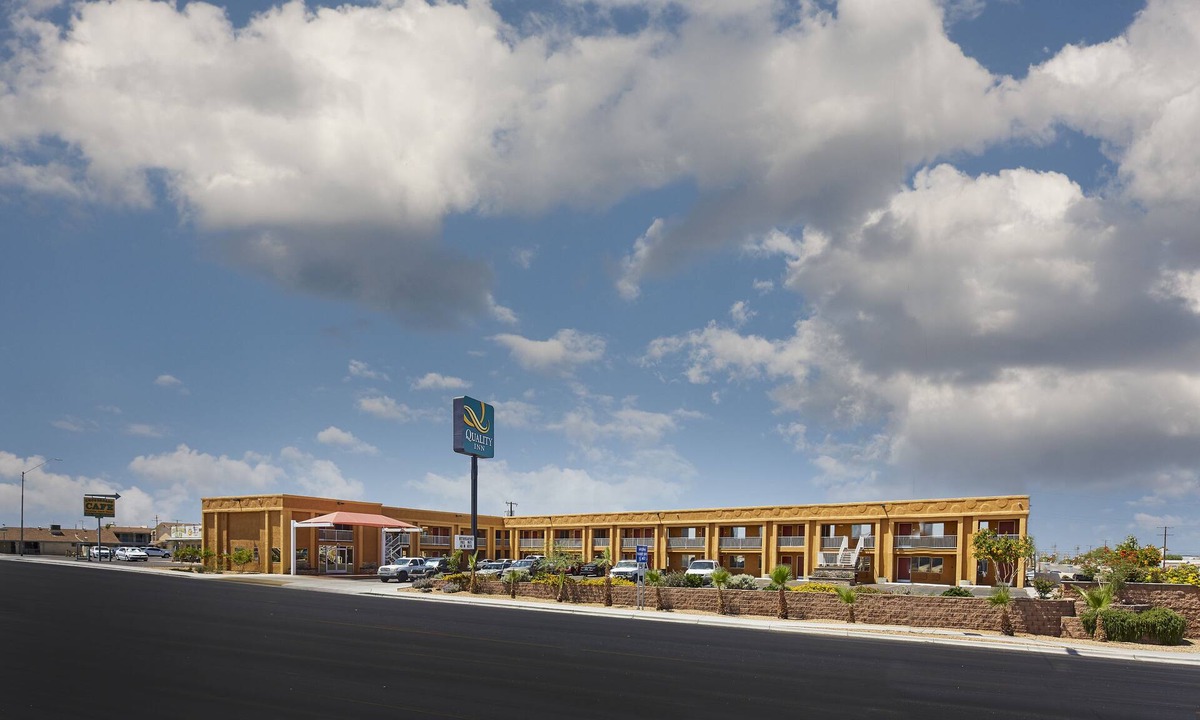 Parker Hotel | Quality Inn Parker