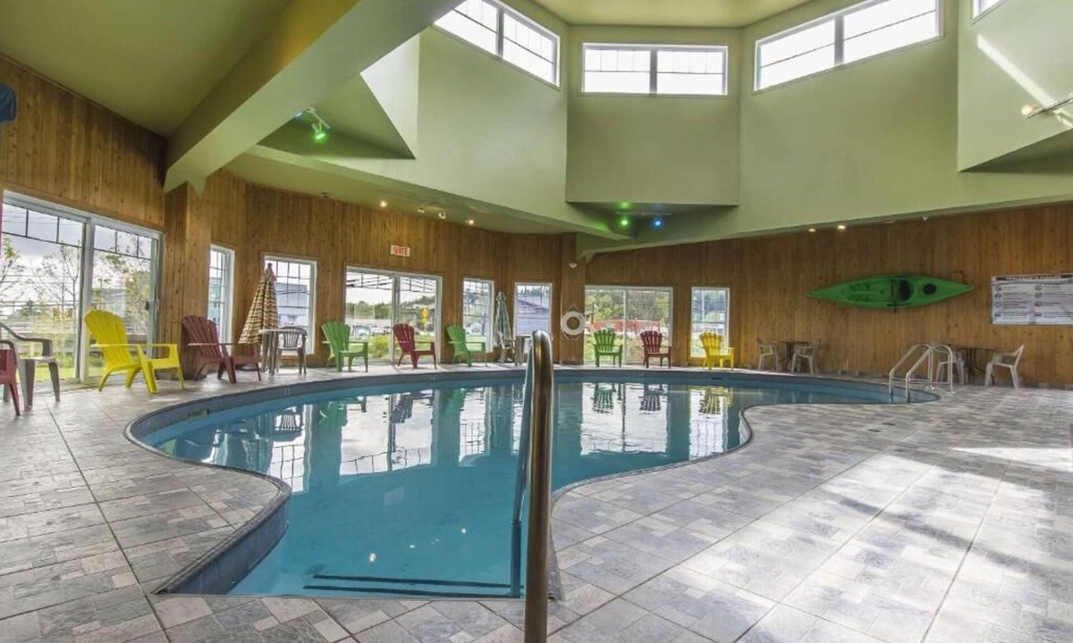 Riviere Du Loup Hotel | Quality Inn Riviere-du-loup