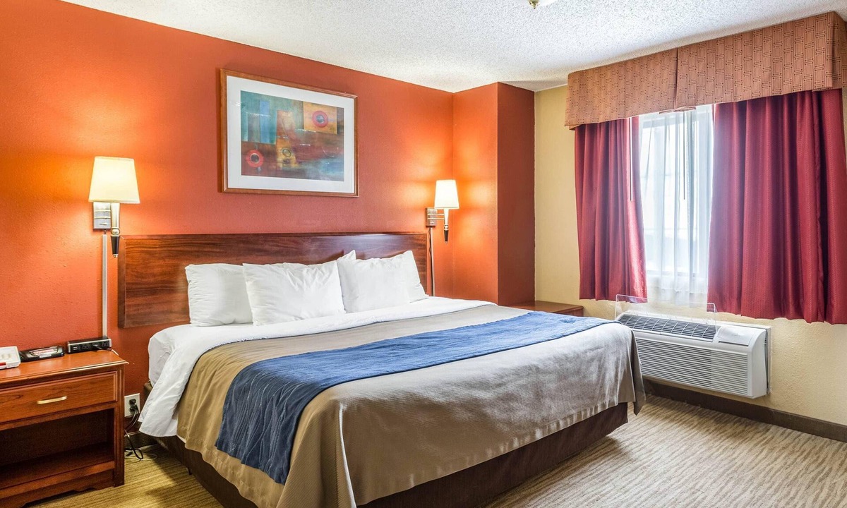 Scottsbluff Hotel | Quality Inn Scottsbluff