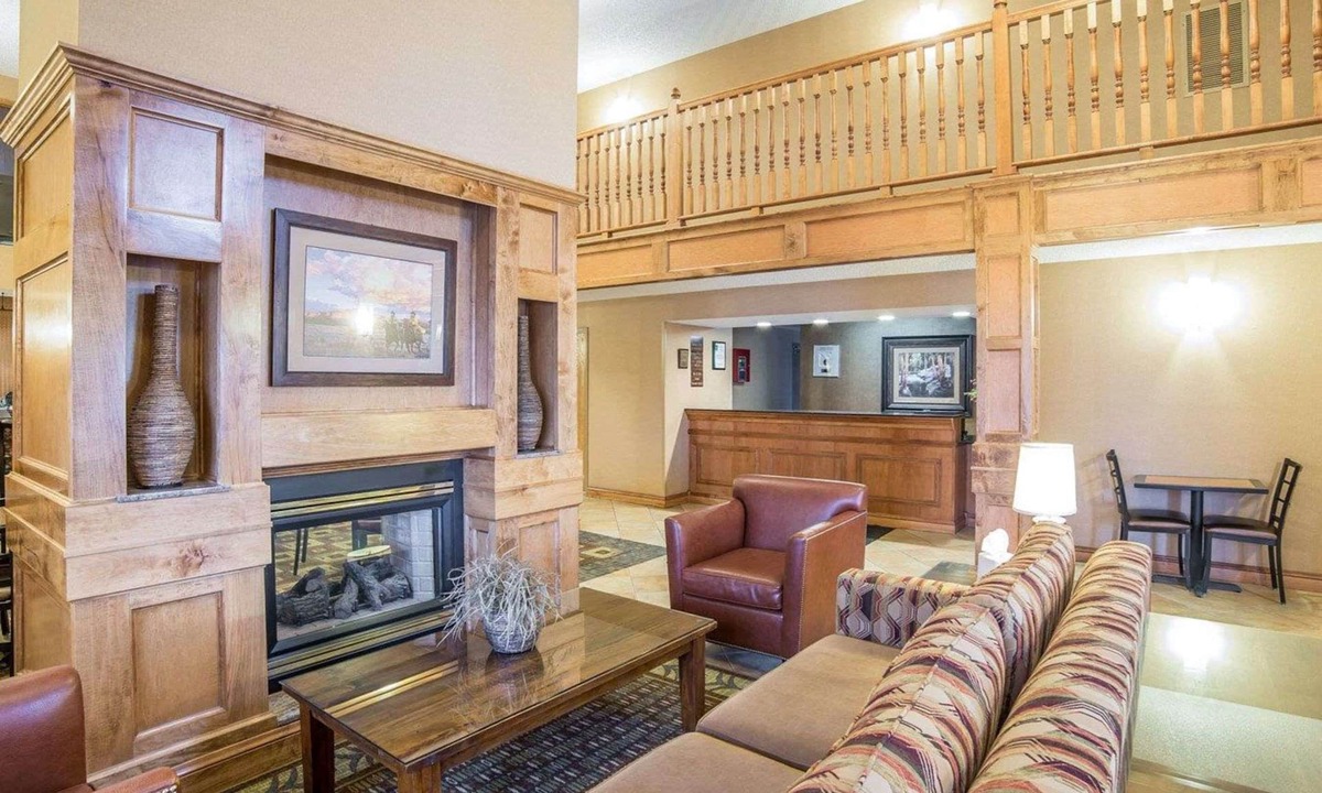 Casper Hotel | Quality Inn & Suites Casper near Event Center