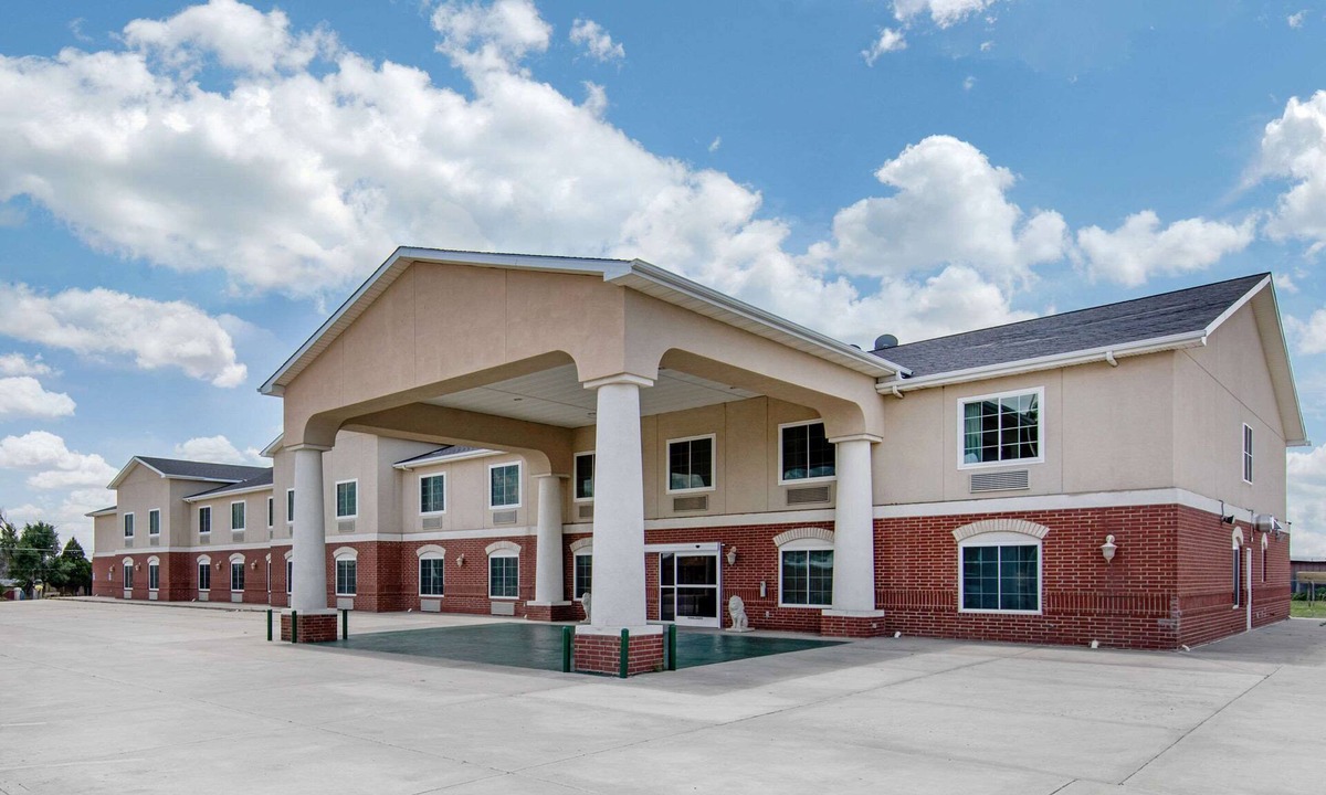 Clayton Hotel | Quality Inn & Suites Clayton, NM