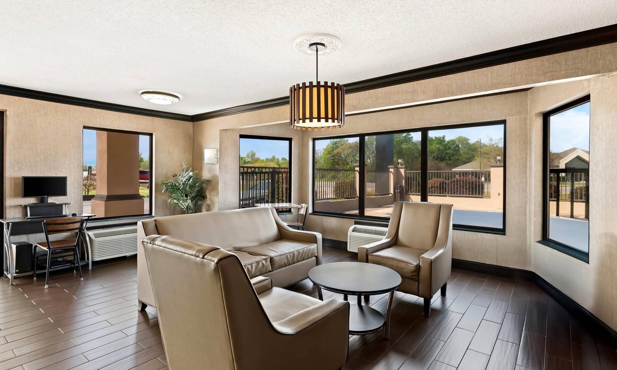 Dumas Hotel | Quality Inn & Suites Dumas