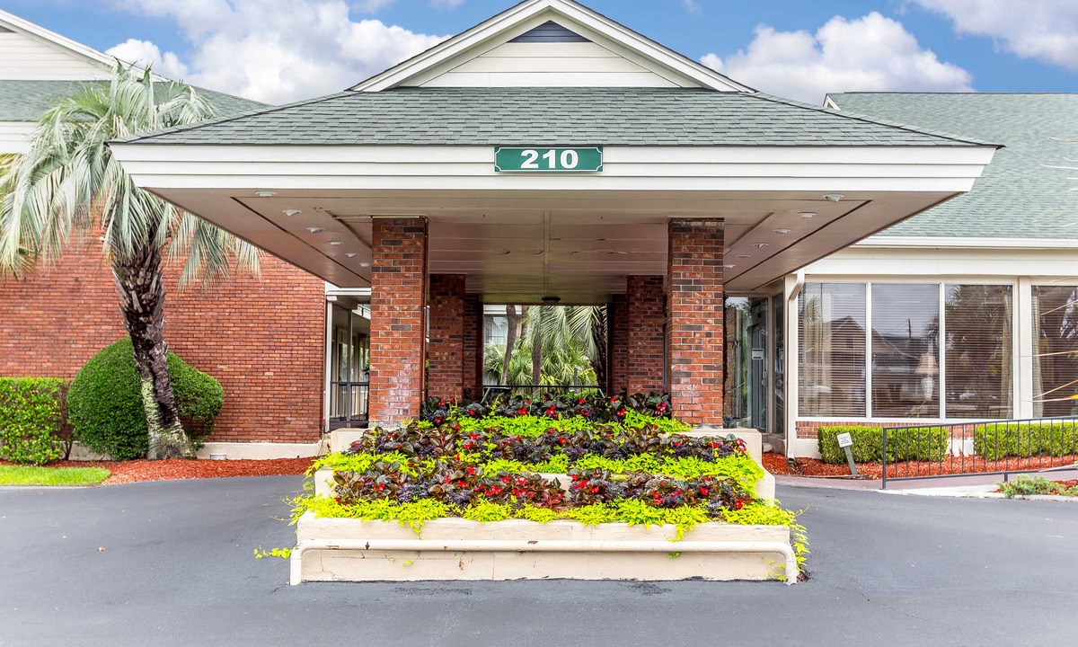 Georgetown Hotel | Quality Inn & Suites Georgetown