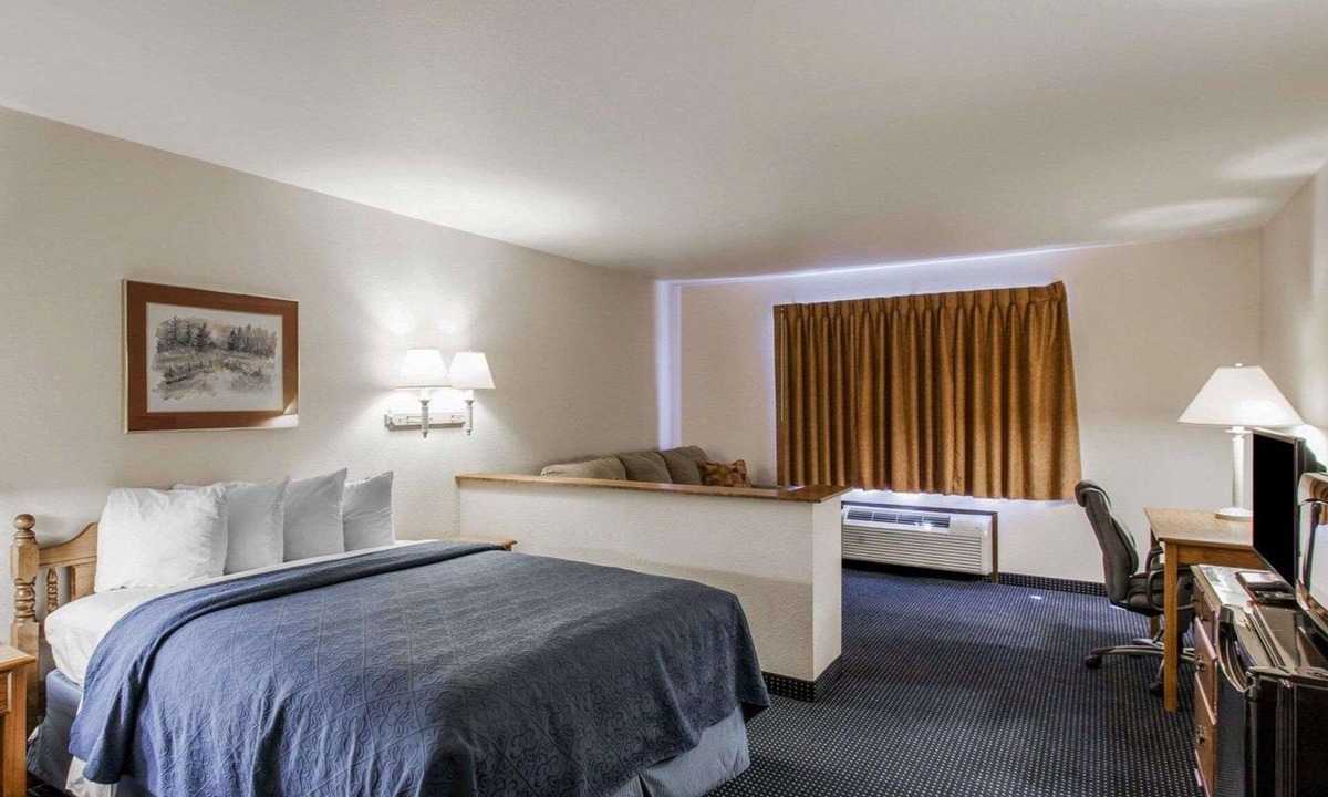 Goldendale Hotel | Quality Inn & Suites Goldendale