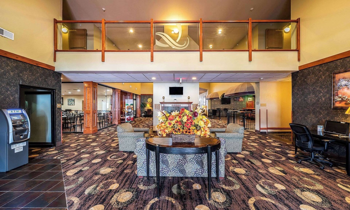 Hannibal Hotel | Quality Inn & Suites Hannibal West
