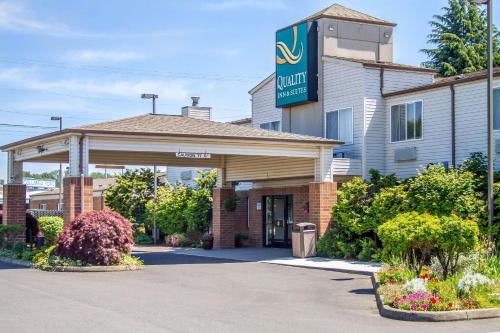Longview Hotel | Quality Inn & Suites Longview Kelso