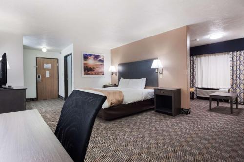 McCook Hotel | Quality Inn & Suites McCook