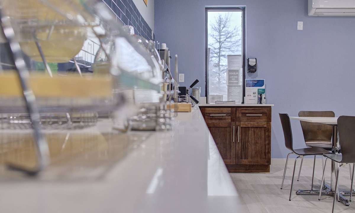 Suffolk Hotel | Quality Inn & Suites Suffolk West