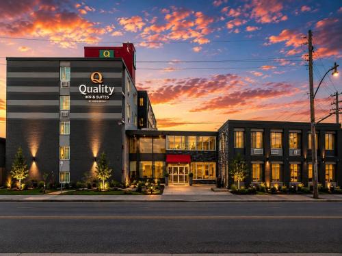 Thunder Bay Hotel | Quality Inn & Suites Thunder Bay Downtown