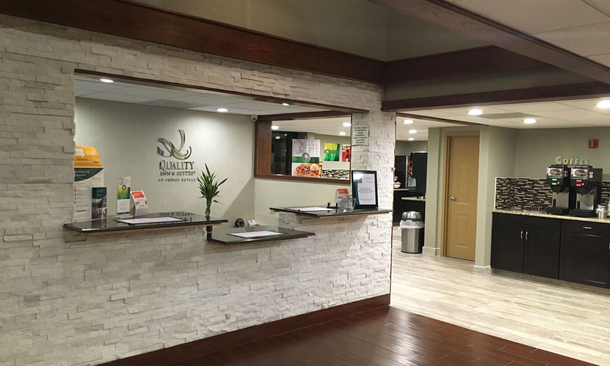 Winfield Hotel | Quality Inn & Suites Winfield